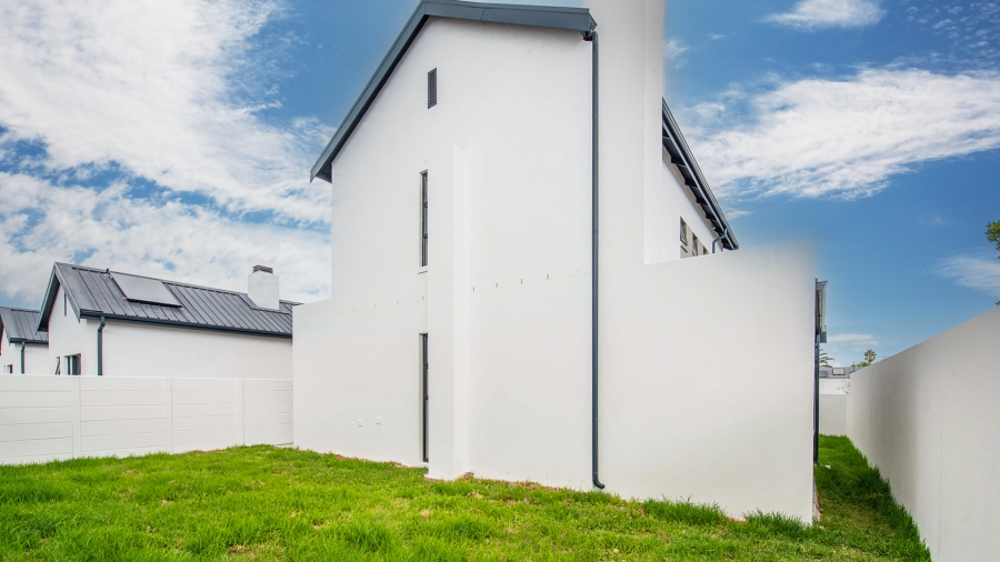 3 Bedroom Property for Sale in Le Coste Estate Western Cape
